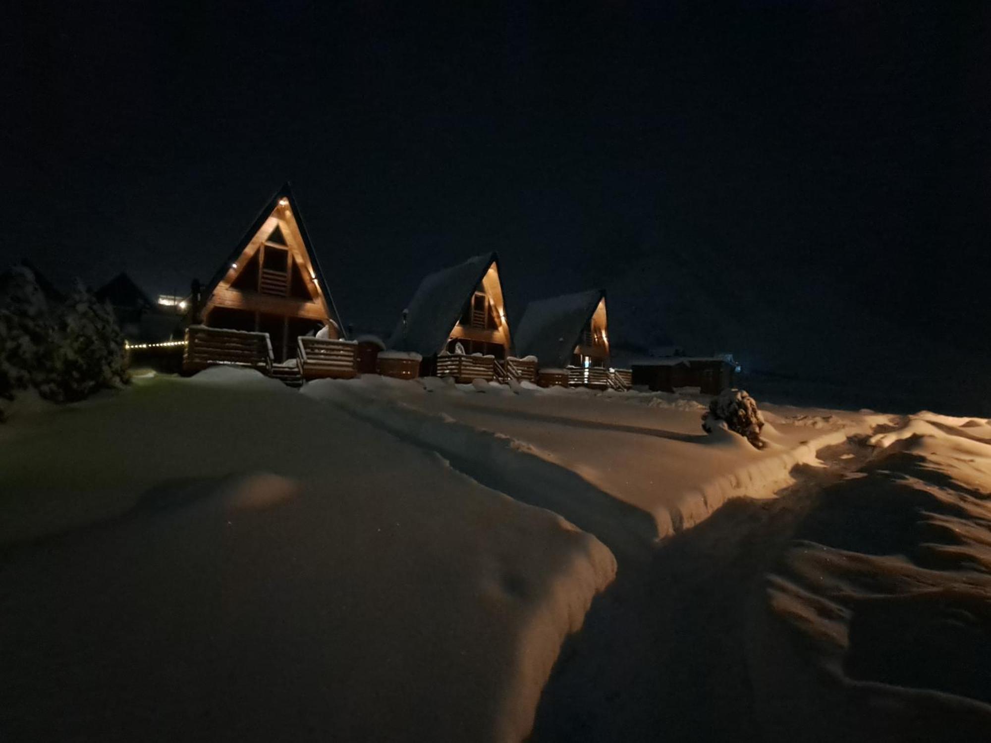 Kazbegi Spa Resort Cottages Buitenkant foto
