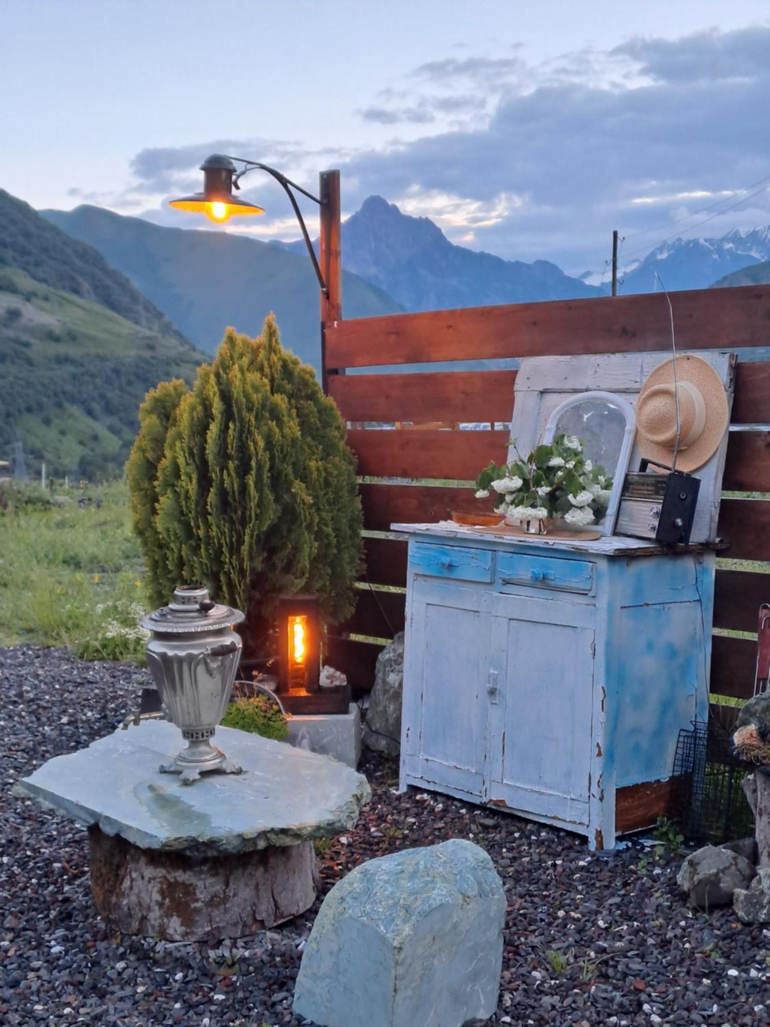 Kazbegi Spa Resort Cottages Buitenkant foto